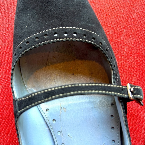 Vintage 90s Mary Janes - Joan and David - Picture 3 of 12